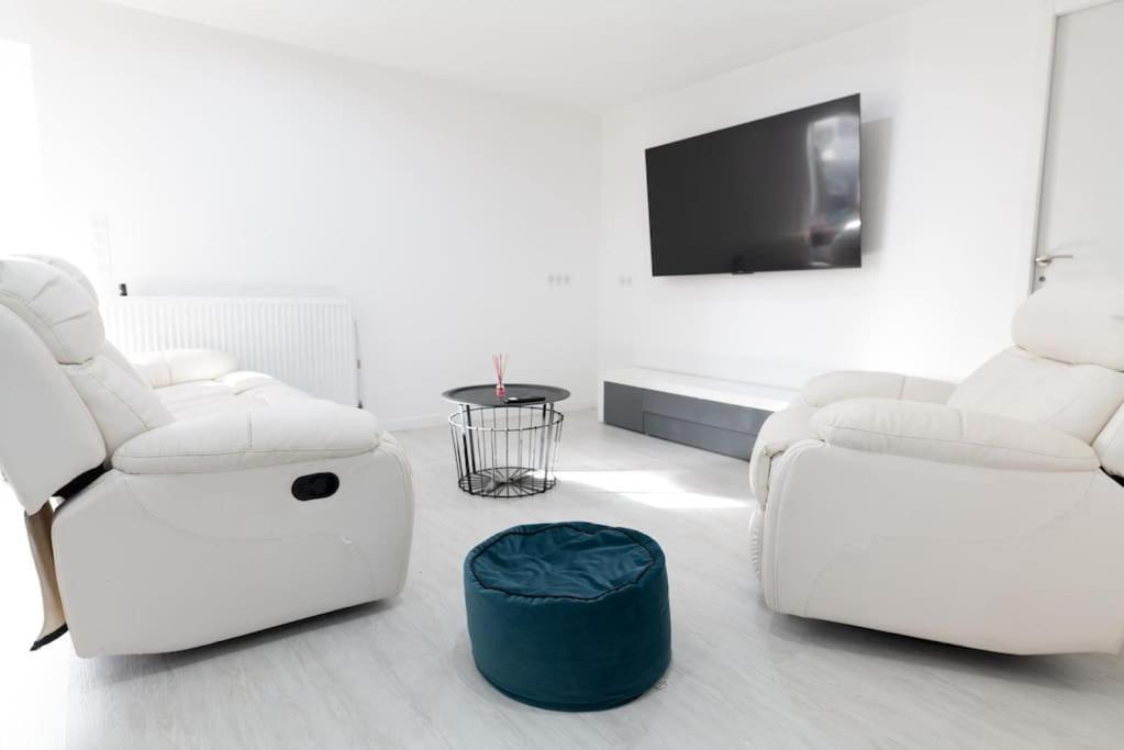 Apartment Entier 2 Chez Zarius Athis-Mons